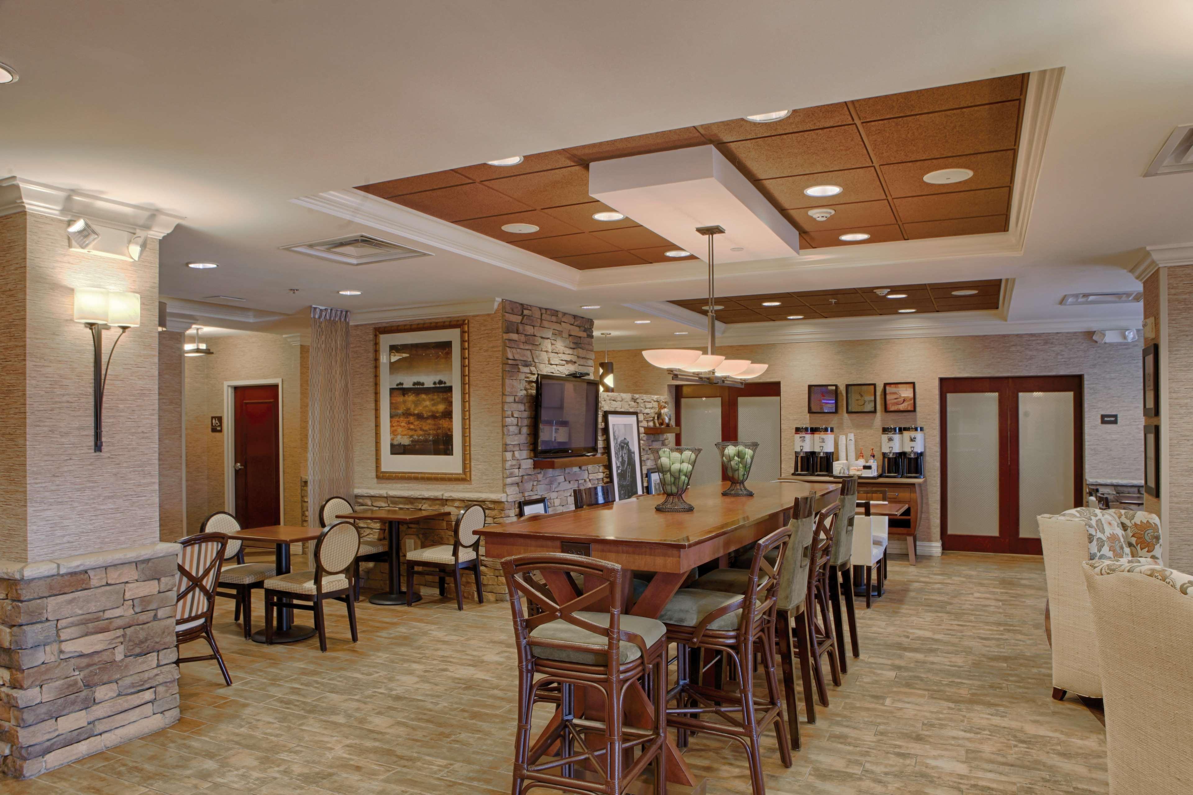 Hampton Inn Atlanta-Canton Exterior photo