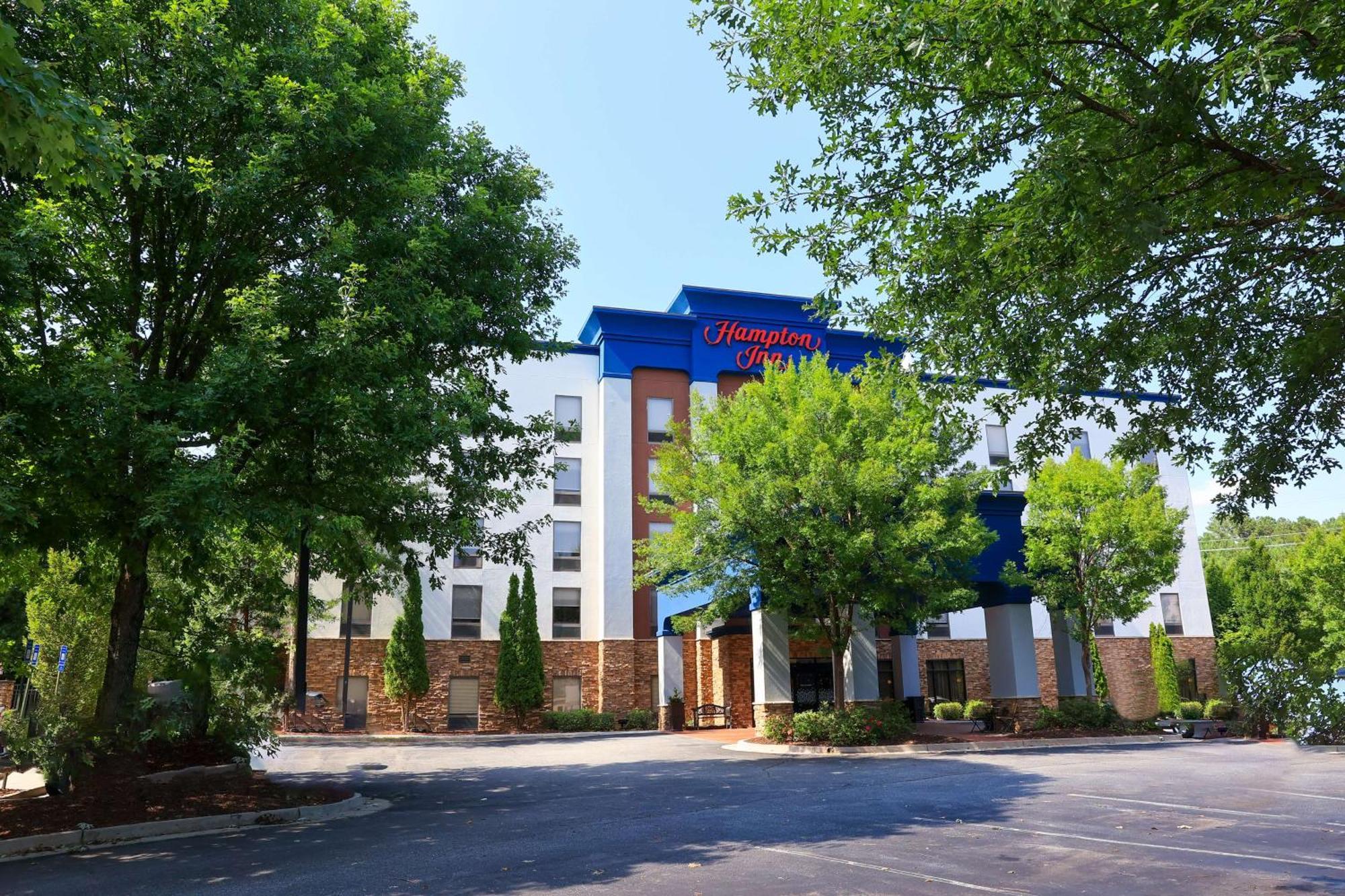 Hampton Inn Atlanta-Canton Exterior photo